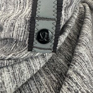 Lululemon Vinyasa Rulu scarf
